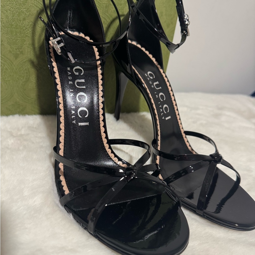 Gucci Women's Patent Leather Black Heels